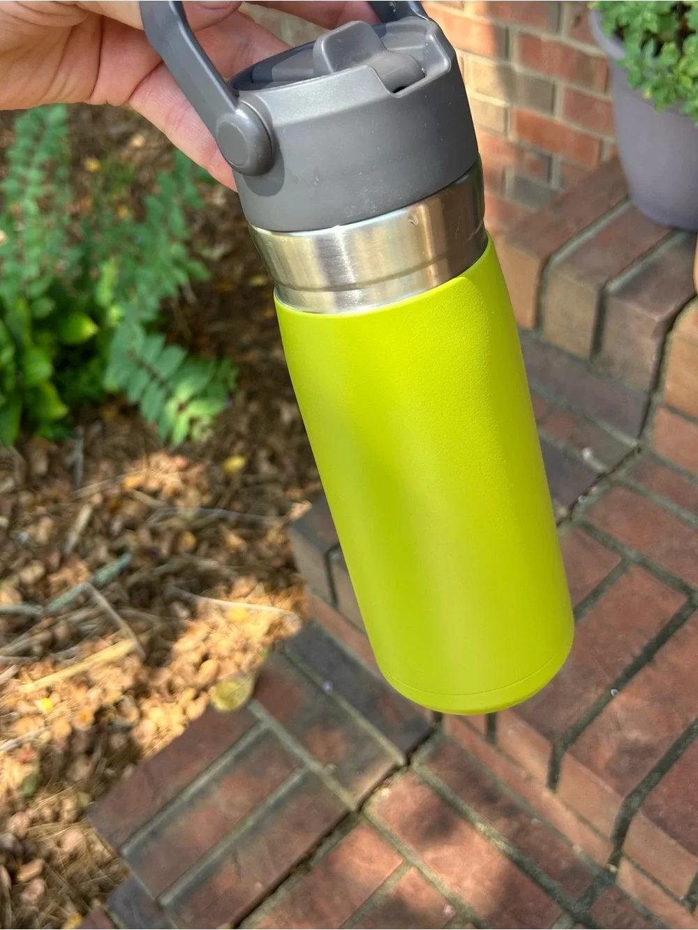 STANLEY 22 oz Green and Silver Insulated Stainless Steel Water Bottle